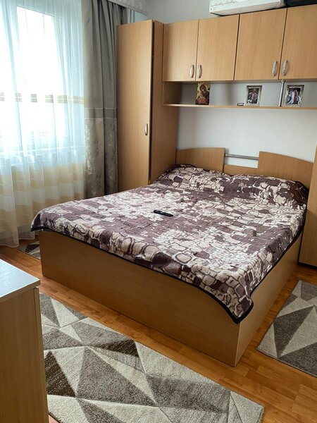 Bulevardul 1 Decembrie 1918.