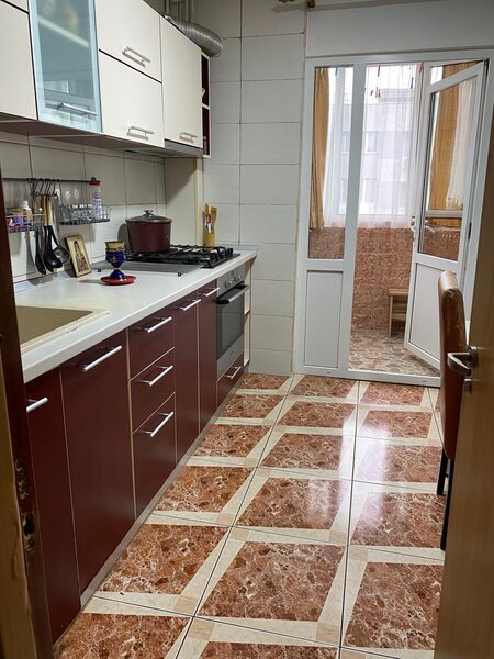 Bulevardul 1 Decembrie 1918.